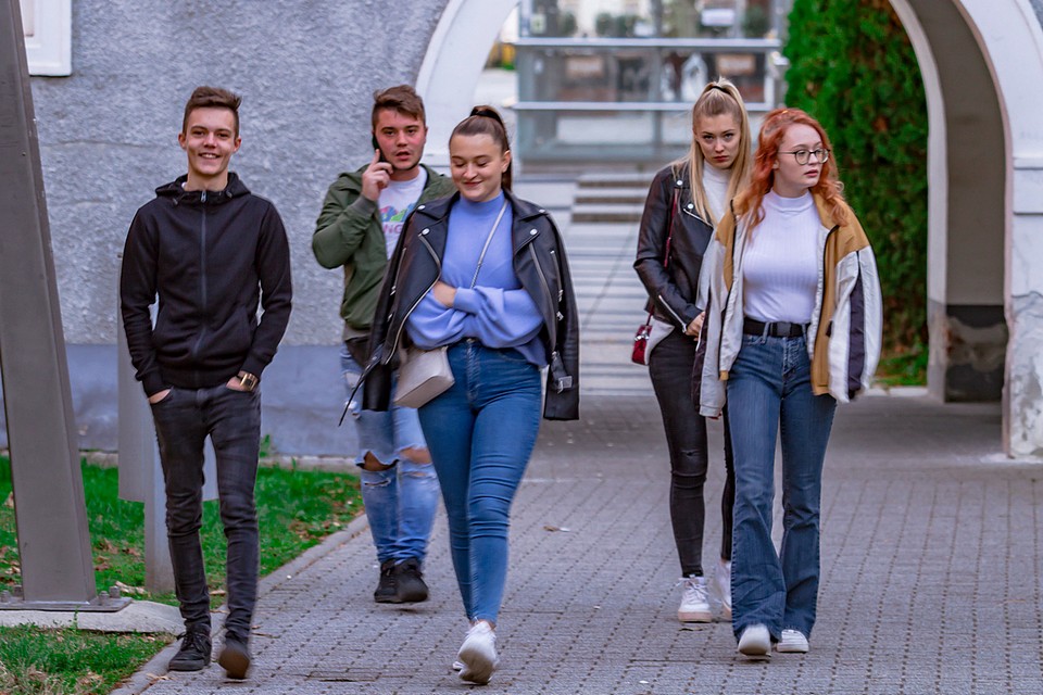 Nedjeljna šetnja promenadom