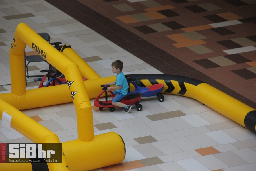 autici_avenue_mall_osijek_03