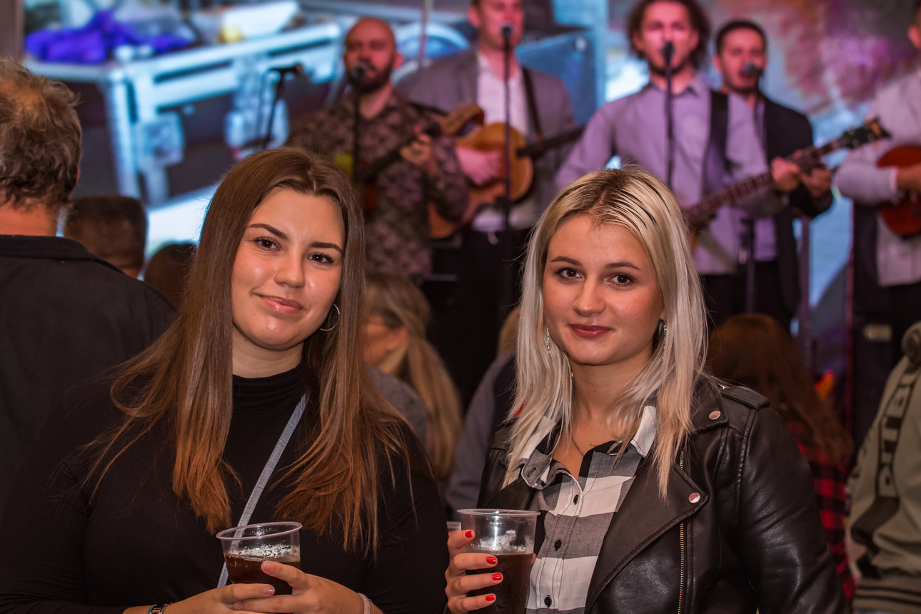 Dani prvog hrvatskog piva 2021: Crvena jabuka Dani prvog hrvatskog piva 2021: Crvena jabuka