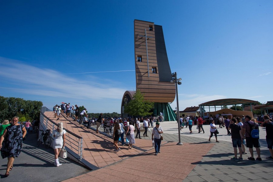 PXL_150818_21651695 PXL_150818_21651695