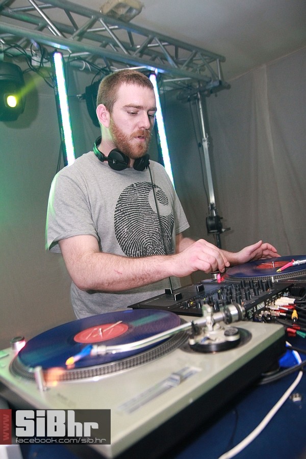 PLANB_osijek_nightlife_sibhr20_ PLANB_osijek_nightlife_sibhr20_