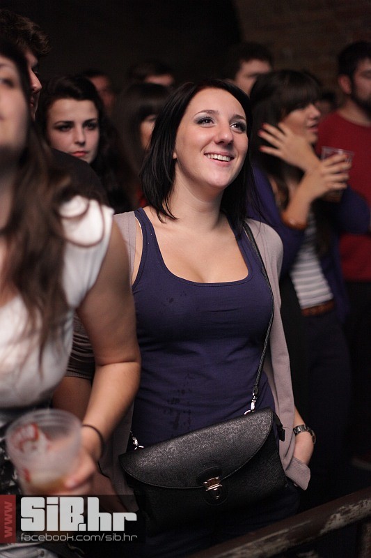 maybeshewill_teatar_27092012_si