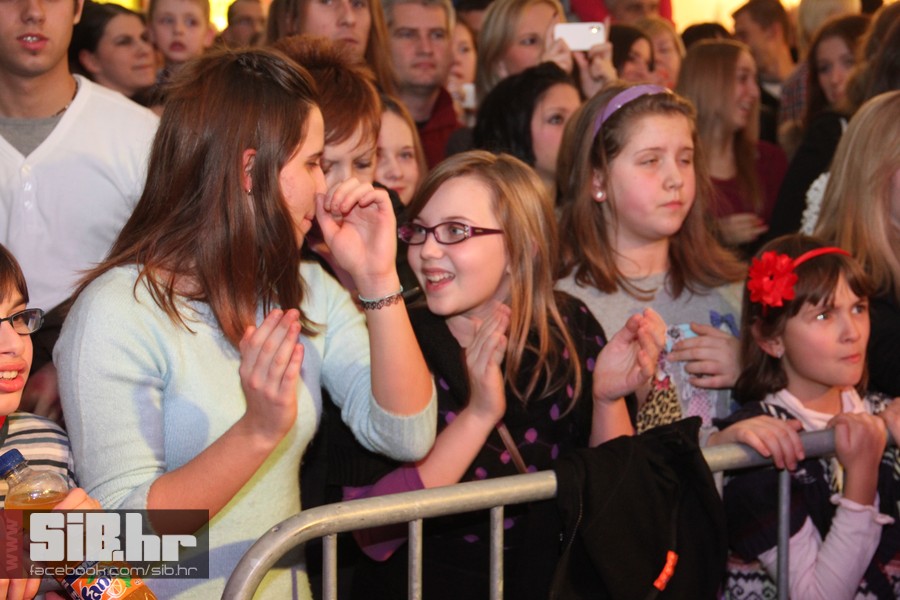 Colonia_AvenueMall_SiBhr_29 Colonia_AvenueMall_SiBhr_29