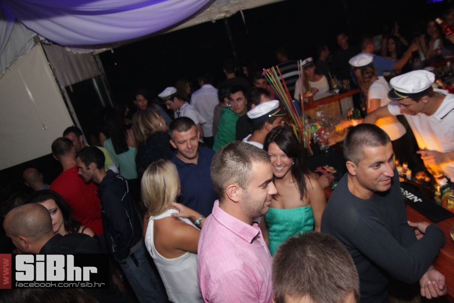 Izlasci_CocktailBarKA_2508_SiBh