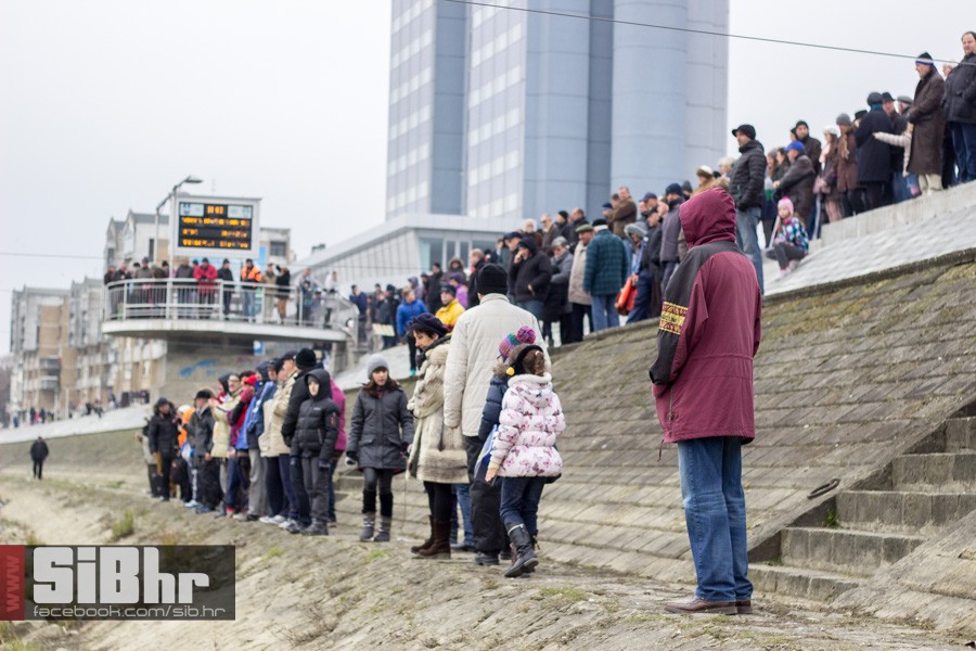 skakanje_tuljan_31122015_sibhr_