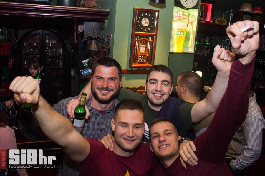 fort_pub_15