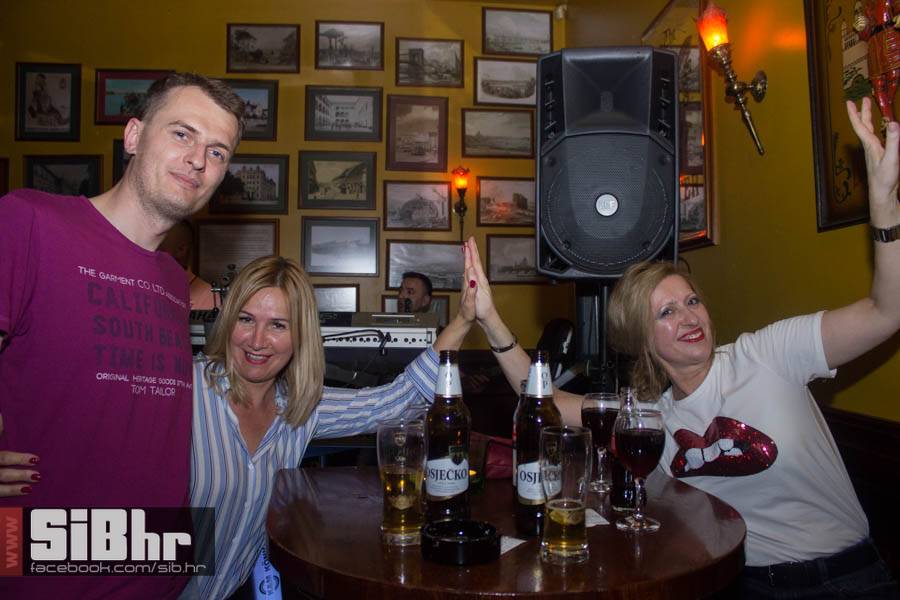 old_bridge_pub_subota_1