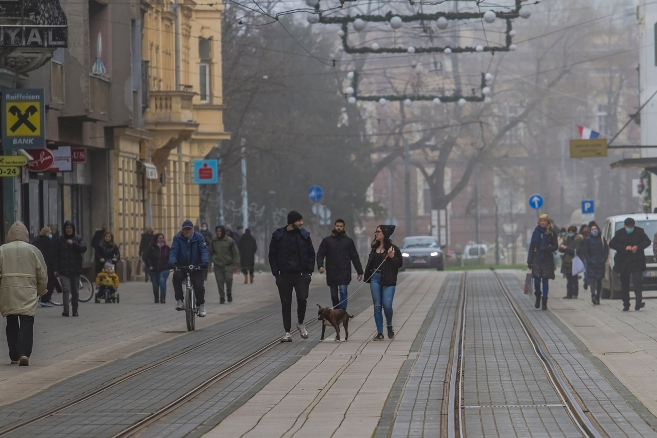 Magloviti prosinac u Osijeku Magloviti prosinac u Osijeku