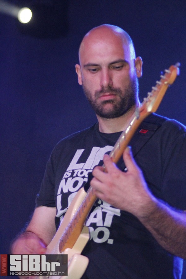 dubioza_sars_2014_zoran_bastion dubioza_sars_2014_zoran_bastion