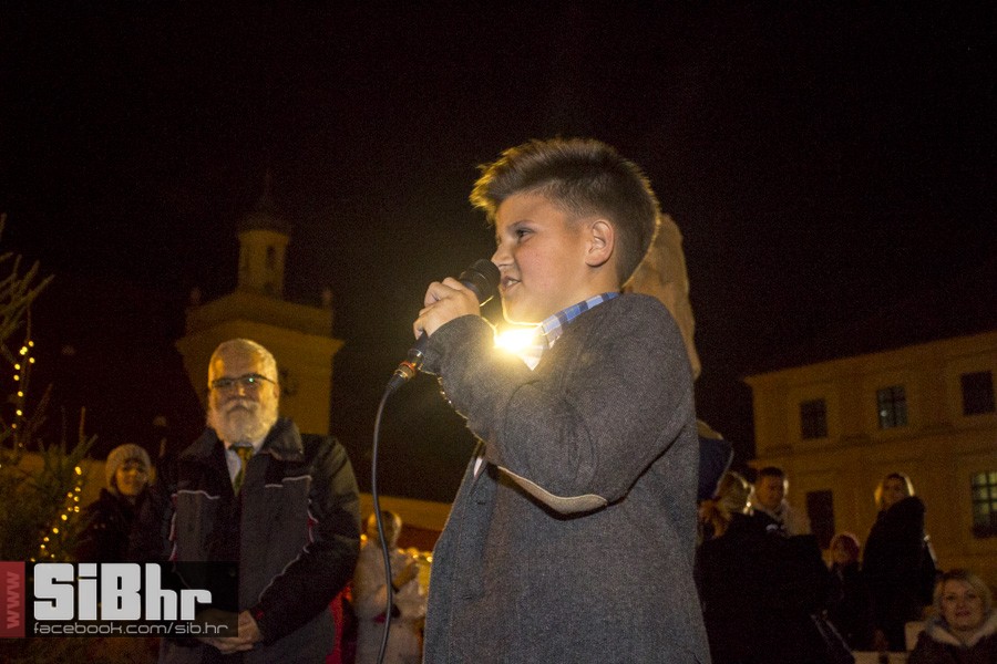advent_u_tvrdji_dan_grada_osije