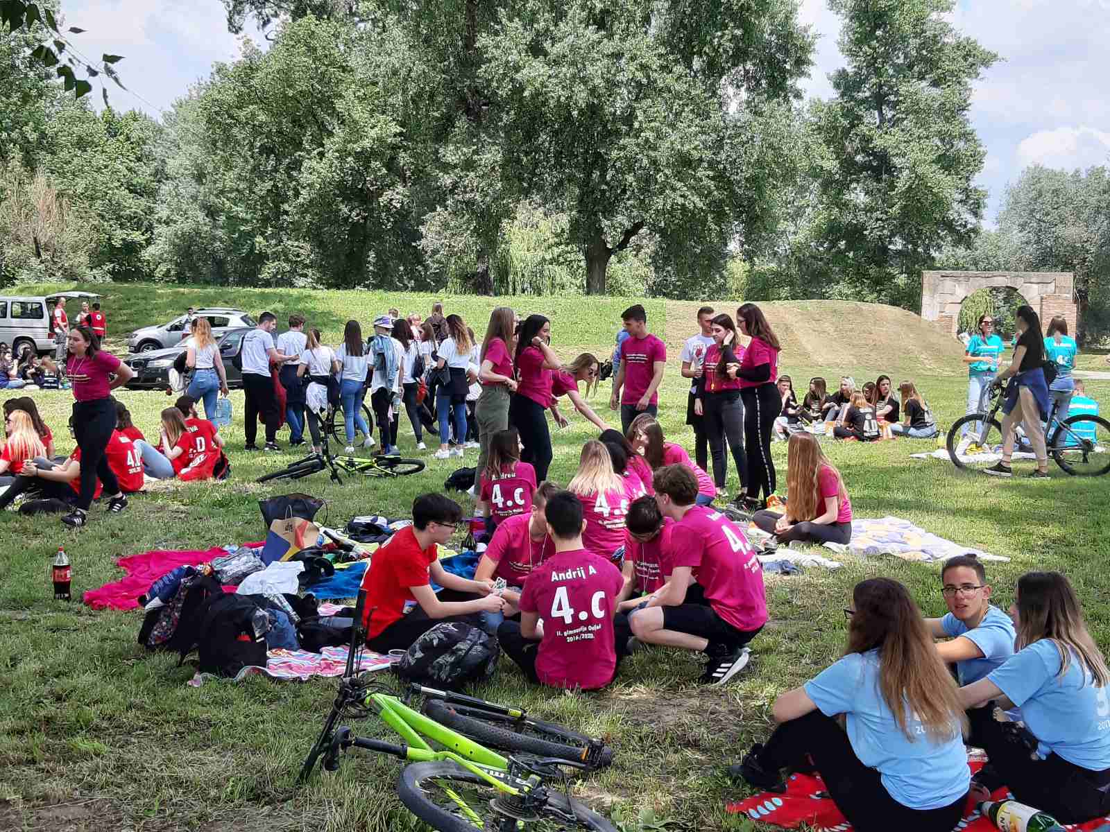 Započela spontana norijada osječkih maturanata