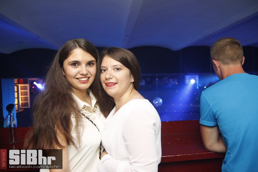 red_carpet_zoran_bastion_05