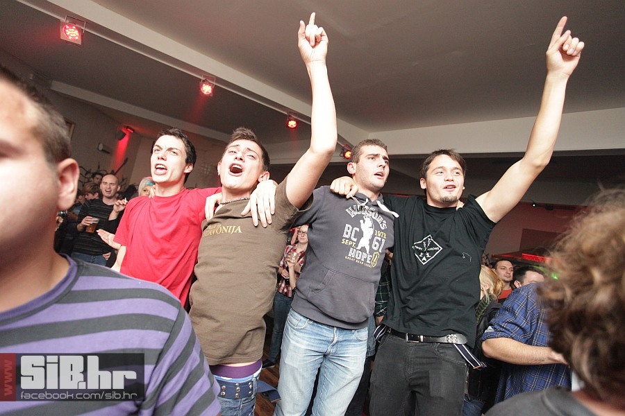 punk_party_10_atheist_rap_13102