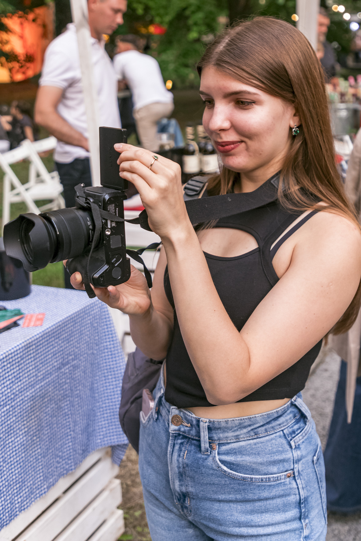 Večer vina i umjetnosti svibanj 2024. Večer vina i umjetnosti svibanj 2024.