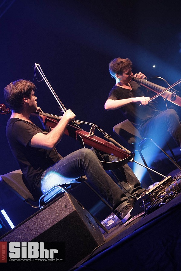 2cellos_u_gradskom_vrtu_0206201