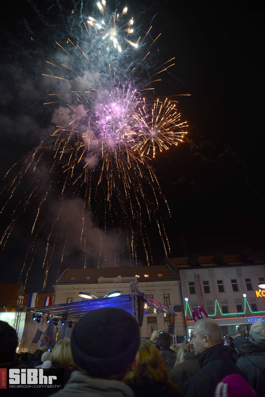 docek_nove_godine_trg_i_club_si docek_nove_godine_trg_i_club_si