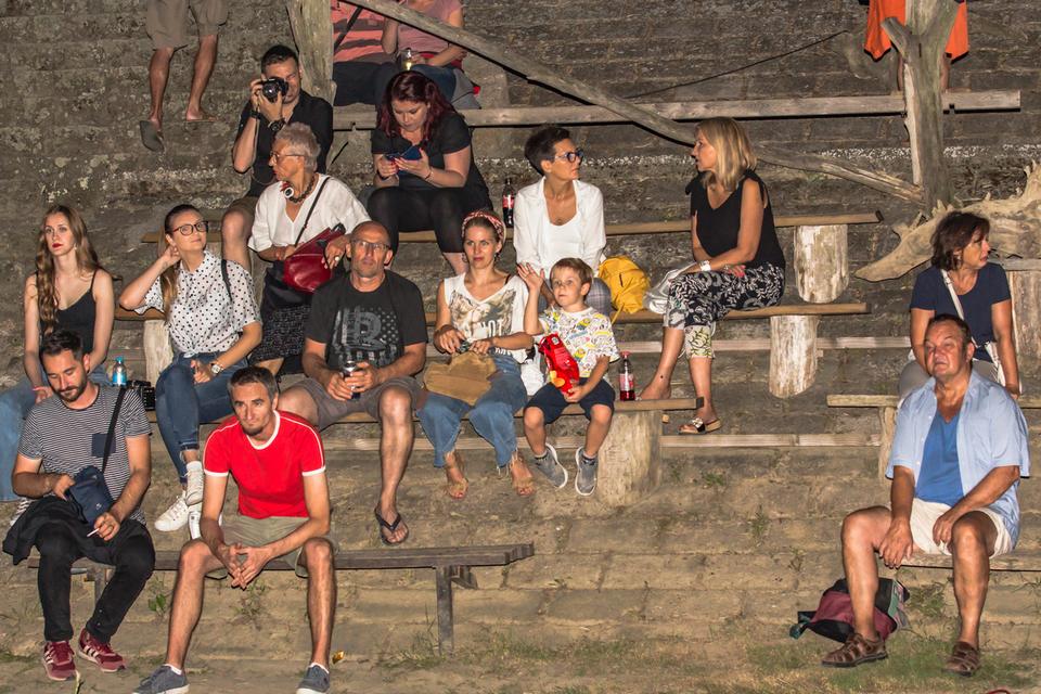 Osječani uživali na jazzu uz Dravu Osječani uživali na jazzu uz Dravu