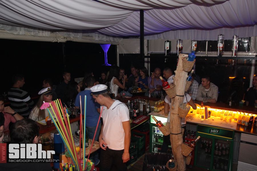 Izlasci_CocktailBarKA_2508_SiBh