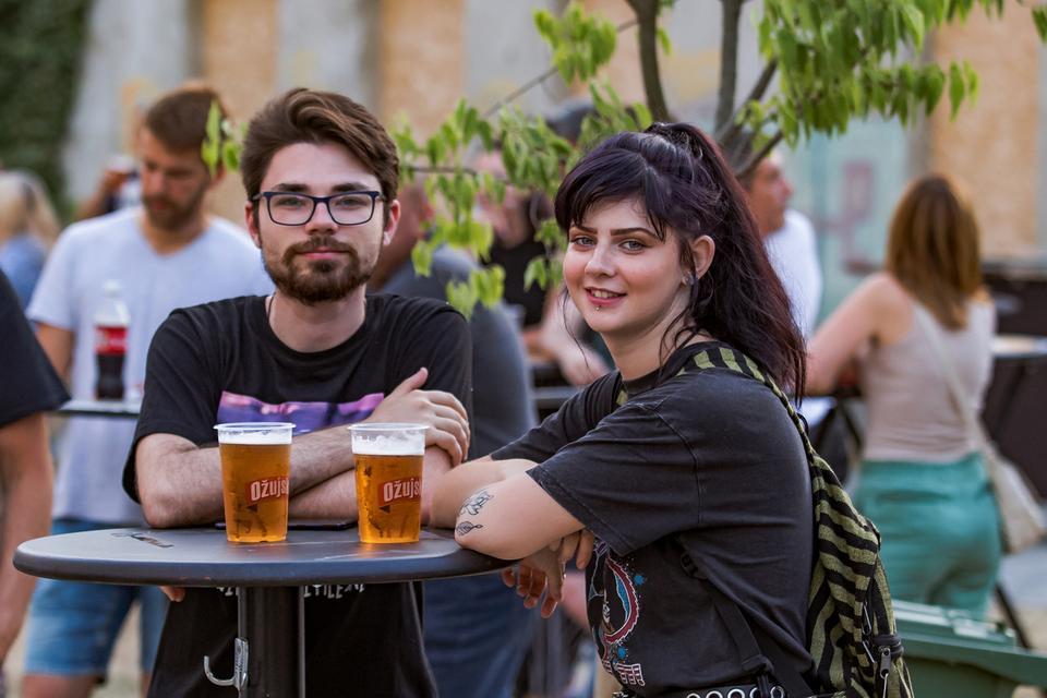Goran Bare i Majke rasplesali Osječane