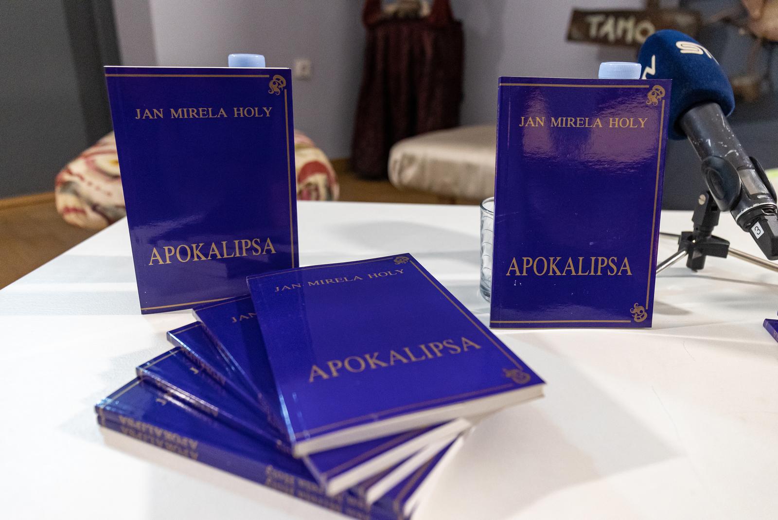 Mirela Holy predstavila knjigu “Apokalipsa” na osječkoj Akademiji za umjetnost i kulturu