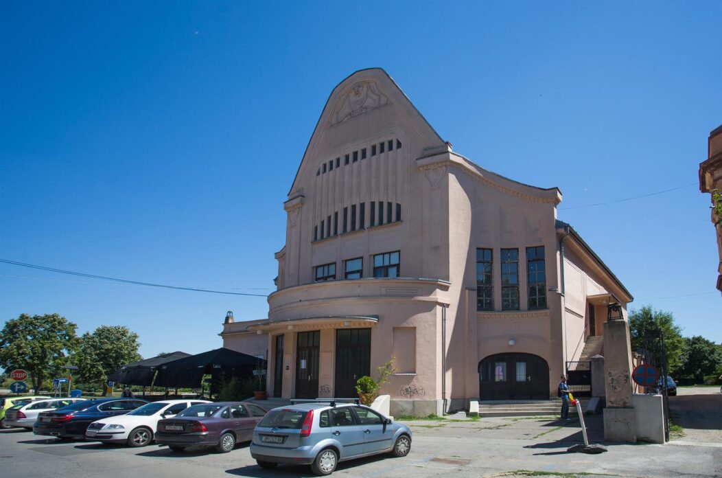 Kino Urania Kino Urania