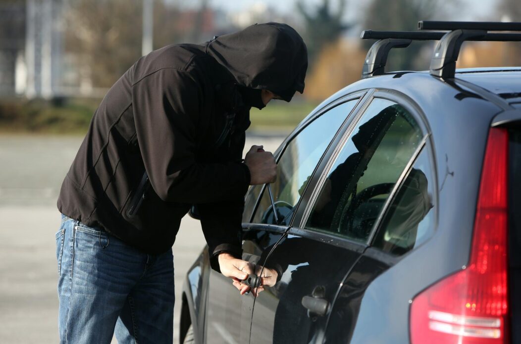 Krađa automobila Krađa automobila