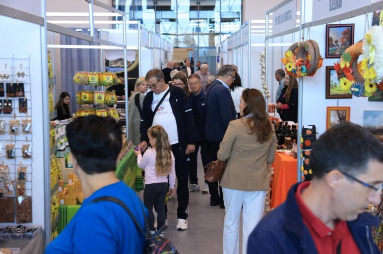 mini_MRMM1016 mini_MRMM1016