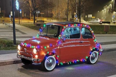 okićen auto okićen auto