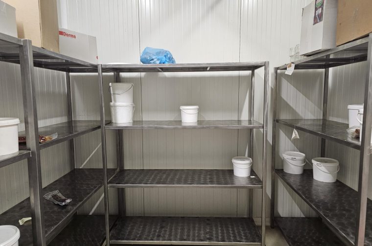 prazne police opg marić prazne police opg marić