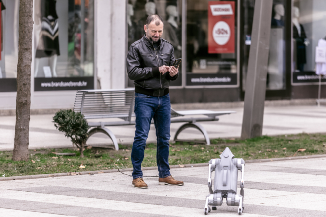 robotski pas