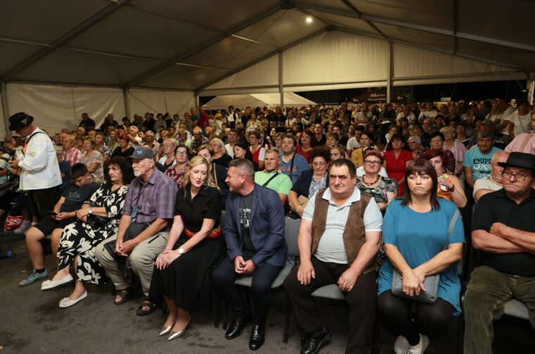 slavonijo, u jesen si zlatna