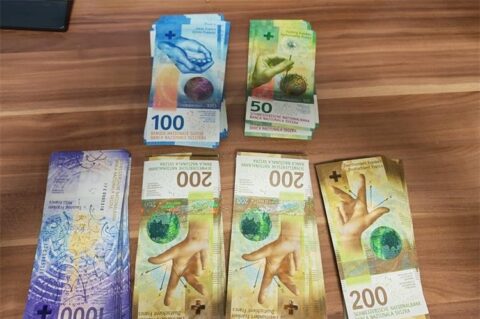 švicarski franci švicarski franci