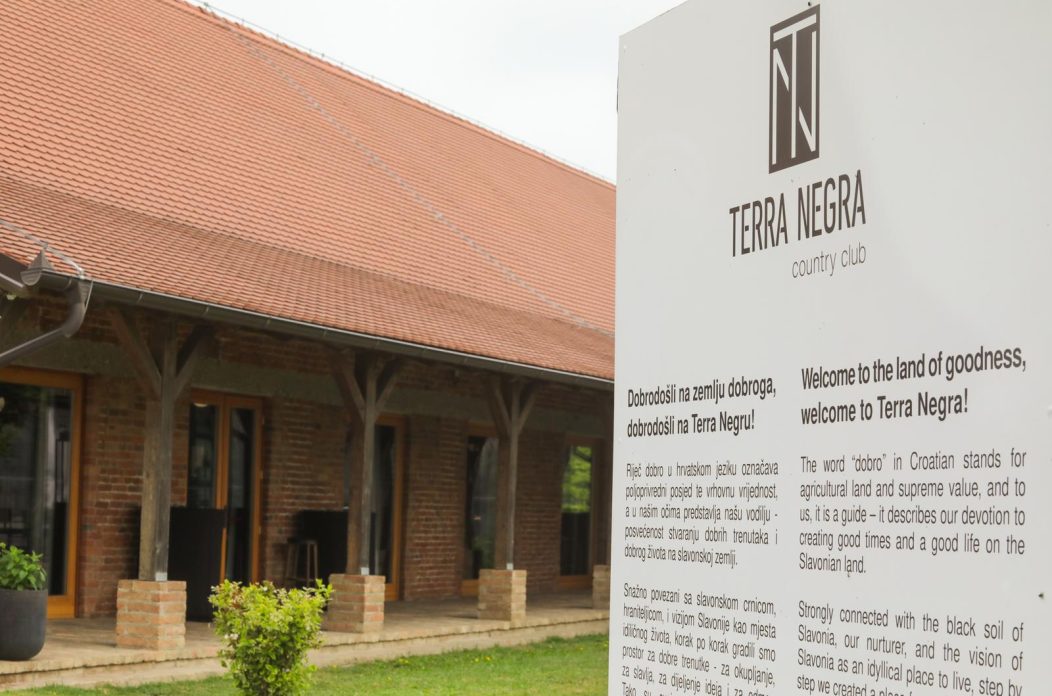 Restoran Crna svinja