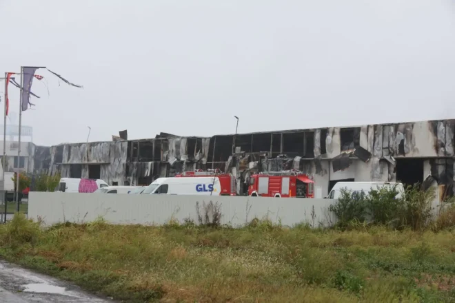 Požar skladišta u Osijeku