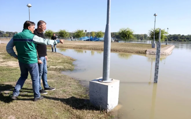 Batina, pripreme za dolazak vodnog vala Batina, pripreme za dolazak vodnog vala
