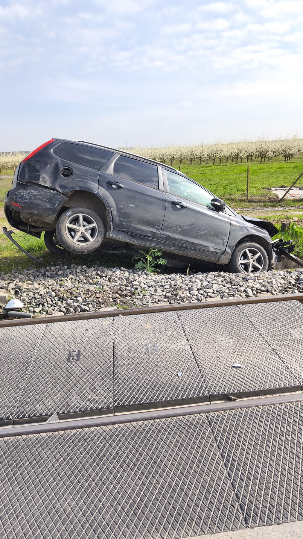 prometna nesreća na pružnom prijelazu kod švajcarnice prometna nesreća na pružnom prijelazu kod švajcarnice