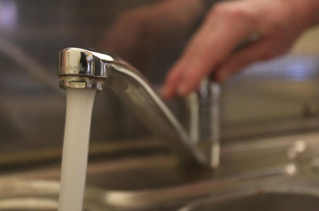 voda slavina voda slavina