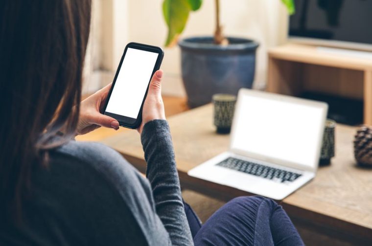 2020_018_Studio_FakeNews