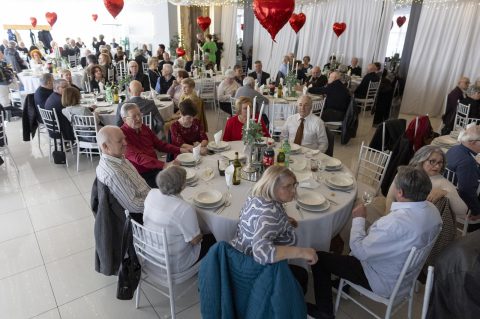 Osijek: Ivan Radić pridružio se tradicionalnoj proslavi zlatnog pira osječkih bračnih parova Osijek: Ivan Radić pridružio se tradicionalnoj proslavi zlatnog pira osječkih bračnih parova